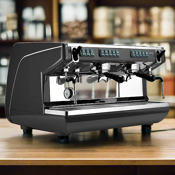 Nuova Simonelli Appia Life 2 Gruplu Tam Otomatik Espresso Kahve Makinesi