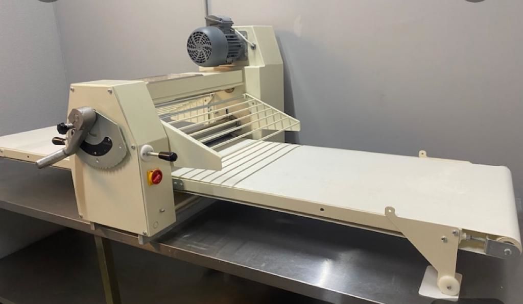 Kanatlı Hamur Açma Makinesi Setüstü