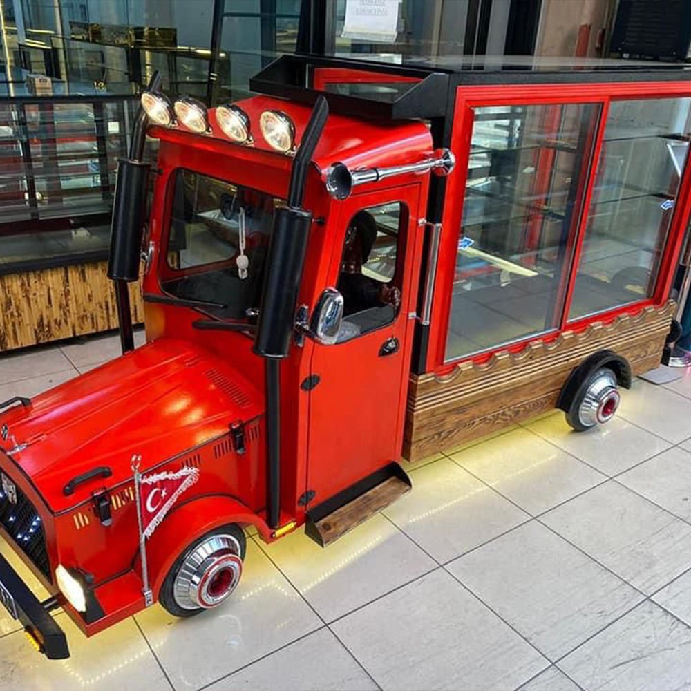 Kamyon Model Pasta Tatlı Teşhir Dolabı